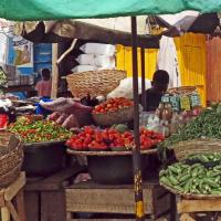 Marché vers l'embarcadère d'Abomey-Calavi